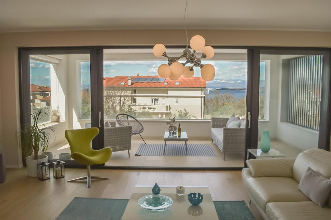 Rova Apartment Malinska Eksteriør bilde